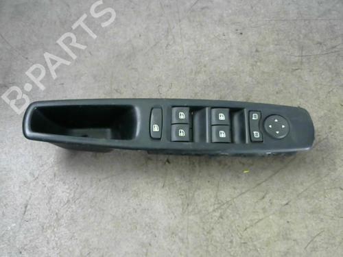 Used Switch RENAULT SCÉNIC III (JZ0/1_) 1.5 dCi (110 hp) 25579254