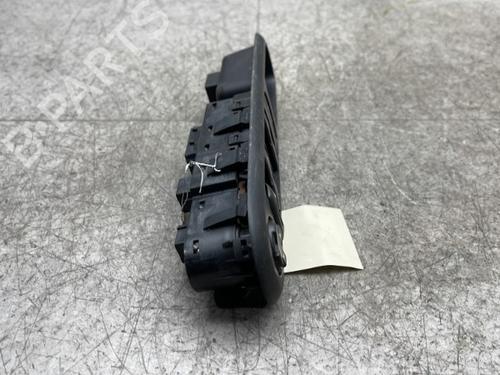 Left front window switch PEUGEOT 5008 (0U_, 0E_) 1.6 HDi | BP25572477I27 