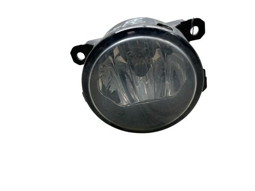 right-front-fog-light-citroen-c4-picasso-ii-2013-32990627 main image