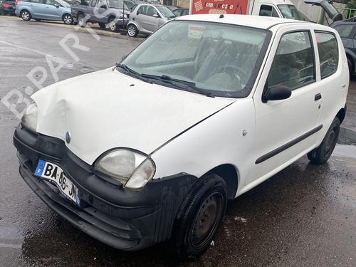 Left front indicator FIAT SEICENTO / 600 (187_) 1.1 (187AXB, 187AXB1A, 187AXC1A02) | BP25507008C32 