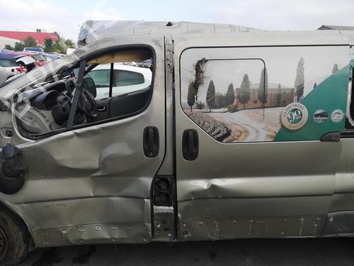 Licence plate light RENAULT TRAFIC II Bus (JL) 2.0 dCi 90 (JL00, JL01, JL0H, JL0M, JL0P, JL0S) | BP25585546I40  - Image 21