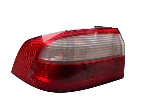 Used Left taillight RENAULT LAGUNA II (BG0/1_) 1.8 16V (BG04, BG0B, BG0C, BG0V) (117 hp) 27574253