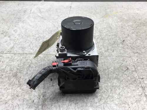 Used ABS pump SEAT IBIZA III (6L1) 1.9 TDI (100 hp) 25529215
