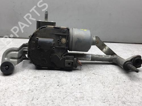 Used Front wiper motor VW GOLF PLUS V (5M1, 521) 1.9 TDI (105 hp) 25521479