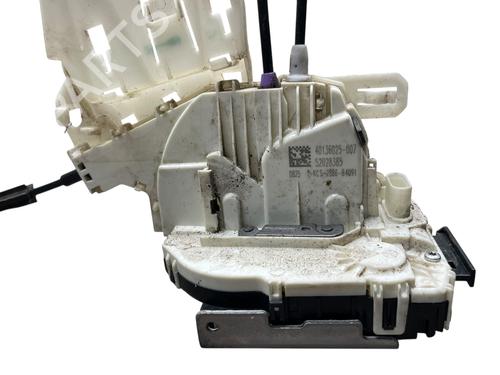 rear-left-lock-jeep-renegade-suv-bu-b1-bv-2014-25505721 main image