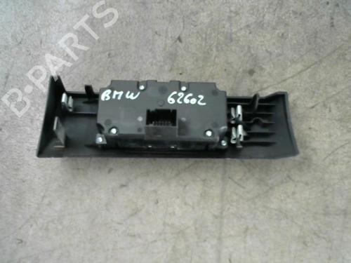 Used Headlight switch BMW 5 (E60) 520 d (163 hp) 25555055