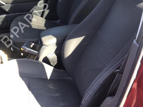 Left mirror RENAULT MEGANE II (BM0/1_, CM0/1_) 1.5 dCi (BM02, BM13, BM2A, CM02, CM13) | BP25533876C26 