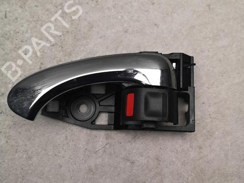 Used Rear left interior door handle TOYOTA RAV 4 III (_A3_) 2.2 D 4WD (ALA30_, ALA30R) (136 hp) 25517451