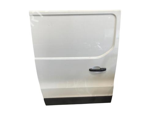 Used Right slide door Right slide door NISSAN NV300 Van (X82) 1.6 dci 125 (125 hp) 33635303 33635303