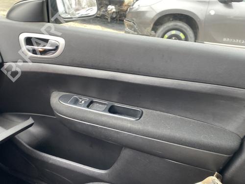 Windscreen washer tank PEUGEOT 307 (3A/C) 1.6 HDi | BP25539481C113 