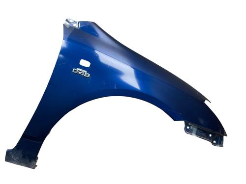 Used Right front fenders TOYOTA COROLLA (_E12_) 2.0 D-4D (CDE120R, CDE120L_) (116 hp) 25557581