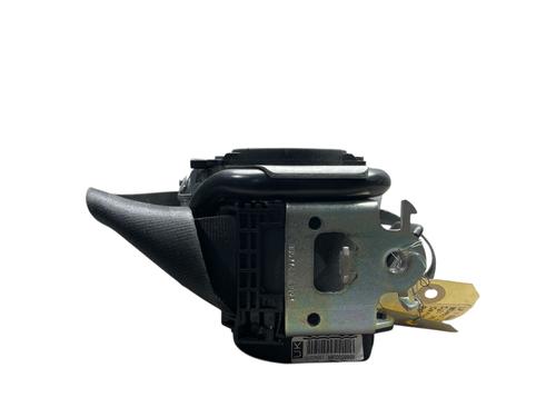 Venstre foran beltestrammer RENAULT MEGANE III Hatchback (BZ0/1_, B3_) 1.5 dCi (86 hp) 25555023