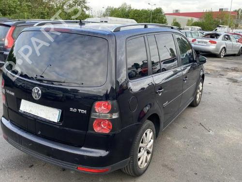 Venstre bak beltestrammer VW TOURAN (1T1, 1T2) 2.0 TDI 16V | BP25572623C89 