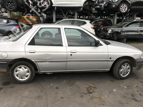 Right taillight FORD ESCORT V Saloon (AFL) 1.8 i 16V | BP25557762C35 