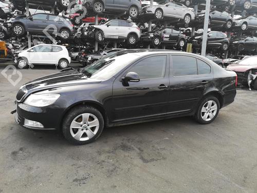 Left front window switch SKODA OCTAVIA II (1Z3) 1.6 TDI | BP25525352I27  - Image 16