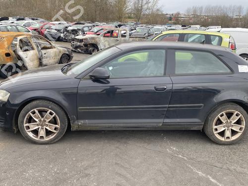 Højre fortil invendig håndtag AUDI A3 (8P1) 2.0 TDI 16V | BP25499196I14 