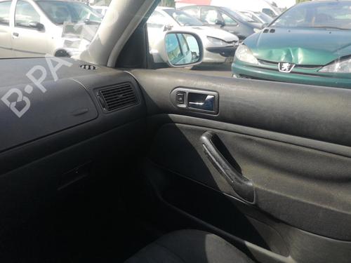 Left taillight VW GOLF IV (1J1) 1.4 16V | BP25561780C34 