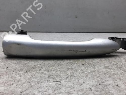 Used Front left exterior door handle RENAULT MEGANE III Hatchback (BZ0/1_, B3_) 1.5 dCi (BZ09, BZ0D, BZ1W, BZ29, BZ14) (110 hp) 25557434