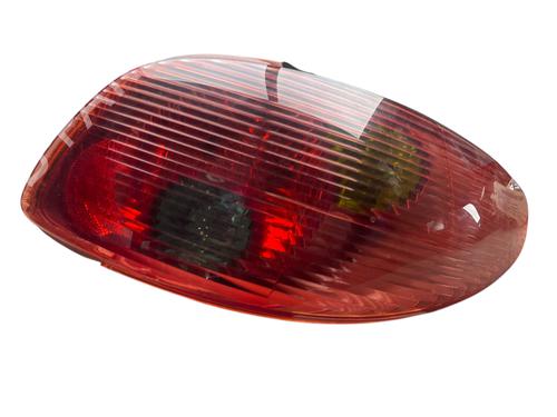 Used Right taillight PEUGEOT 206 Hatchback (2A/C) 1.4 i (75 hp) 28211927