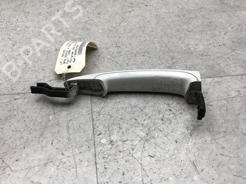 Used Front left exterior door handle BMW 3 (E90) 320 d (184 hp) 25580807