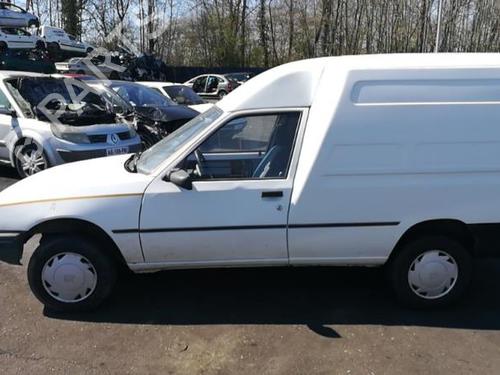 Left mirror PEUGEOT 205 II (20A/C) 1.7 Diesel | BP25577822C26 