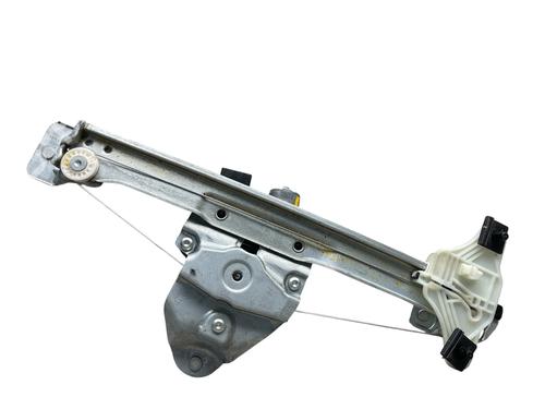 rear-left-window-mechanism-renault-arkana-i-lcm_-ldn_-2019-25562468 main image