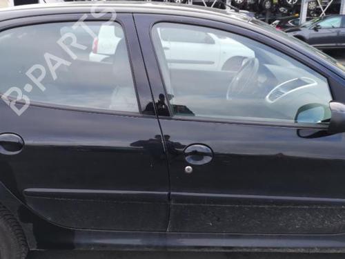 Right taillight PEUGEOT 206+ (2L_, 2M_) 1.4 HDi eco 70 | BP25532476C35 
