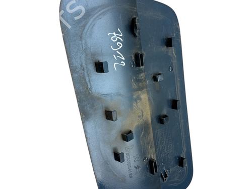 Used Fuel flap Fuel flap 37272216 37272216