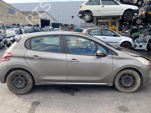 Front right window mechanism PEUGEOT 208 I (CA_, CC_) 1.6 HDi | BP25546654C23 