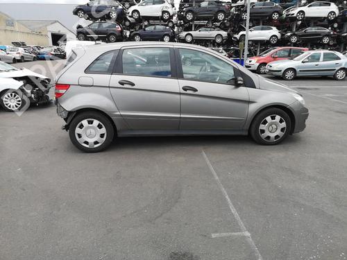 Radio MERCEDES-BENZ B-CLASS Sports Tourer (W245) B 180 CDI (245.207) | BP25526063E6 