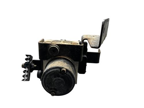 Used ABS pump ABS pump HYUNDAI SANTA FÉ I (SM) 2.0 CRDi 4x4 (113 hp) 32207689 32207689