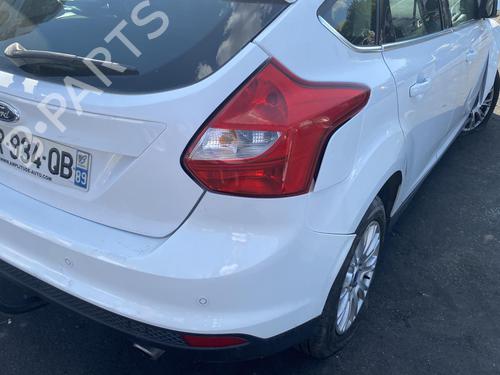 Left front fog light FORD FOCUS III 2.0 TDCi | BP25570900C30  - Image 37