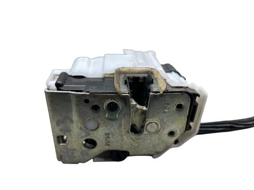 front-right-lock-fiat-tipo-hatchback-356_-357_-2016-29247921 main image