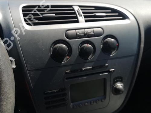 Front left seatbelt SEAT LEON (1P1) 1.6 | BP25537184I26  - Image 8