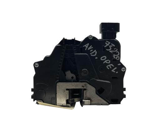 Used Front right lock OPEL CORSA E (X15) 1.3 CDTI (08, 68) (75 hp) 25544904