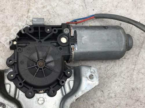 Used Front right window mechanism Front right window mechanism HONDA CIVIC VI Fastback (MA, MB) 1.5 16V (MB3) (114 hp) 25560997 25560997