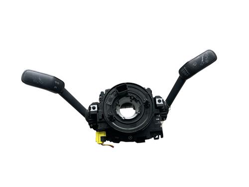 steering-column-stalk-vw-golf-vii-5g1-bq1-be1-be2-2012-2013-2014-2015-2016-2017-2018-2019-2020-2021-27615178 main image