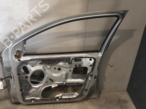 Right front door FORD FOCUS I (DAW, DBW) 1.8 TDCi | BP25547480C3 
