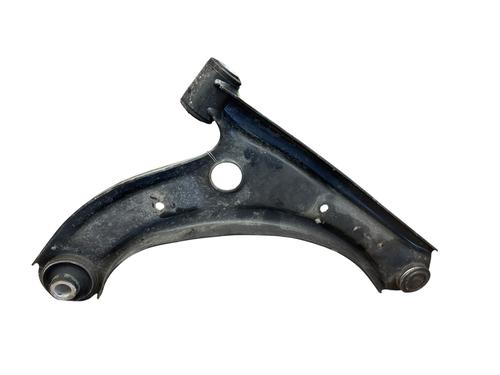 Used Right front suspension arm Right front suspension arm SUZUKI SWIFT V (AZ) 1.2 Hybrid (Mild Hybrid) (A2L412) (83 hp) 32165063 32165063