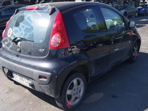 Right taillight PEUGEOT 107 (PM_, PN_) 1.0 | BP25523763C35 