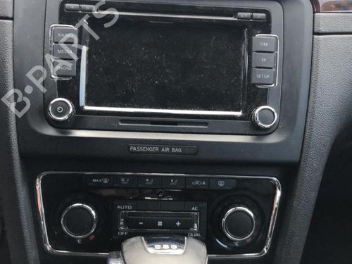 Left tailgate light SKODA SUPERB II (3T4) 2.0 TDI | BP25581381C79  - Image 15