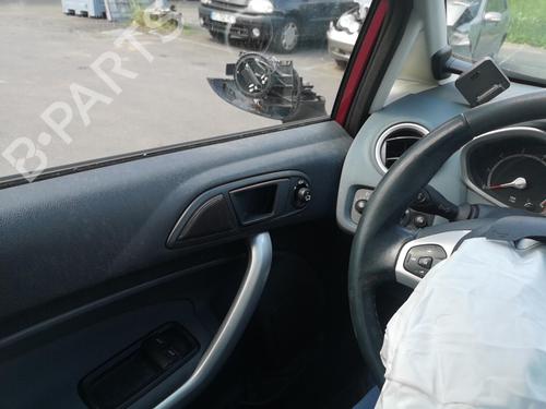 Høyre foran utvendig håndtak FORD FIESTA VI (CB1, CCN) 1.6 Ti | BP25561440C129 