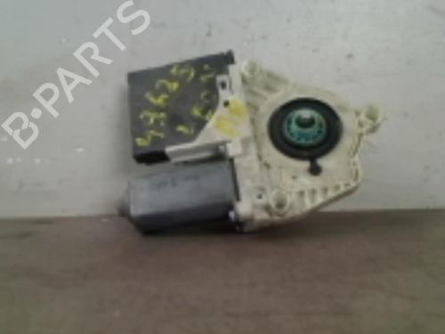 Used Right front window motor SEAT LEON (1P1) 1.9 TDI (105 hp) 25537510