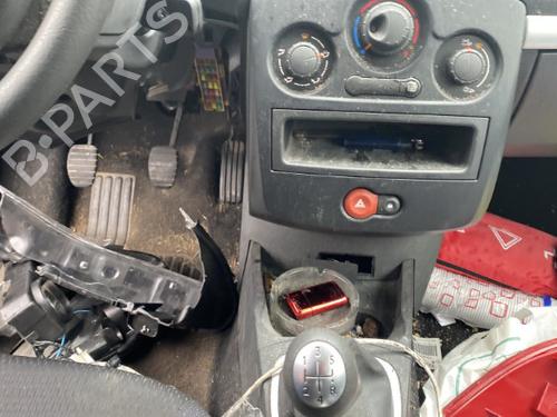 Climate control RENAULT CLIO III (BR0/1, CR0/1) 1.2 16V (BR02, BR0J, BR11, CR02, CR0J, CR11) | BP25544130I5 - Image 24