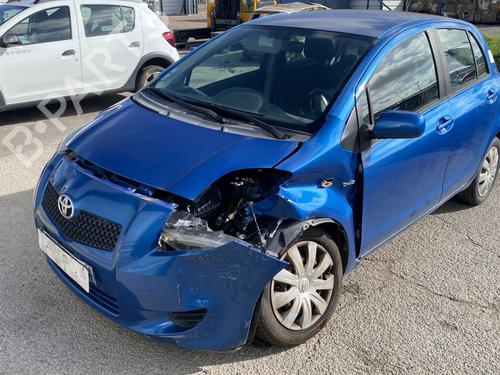 Brugte TOYOTA YARIS (_P9_) 1.4 D-4D (NLP90_, NLP90R) (90 hp) 4040617
