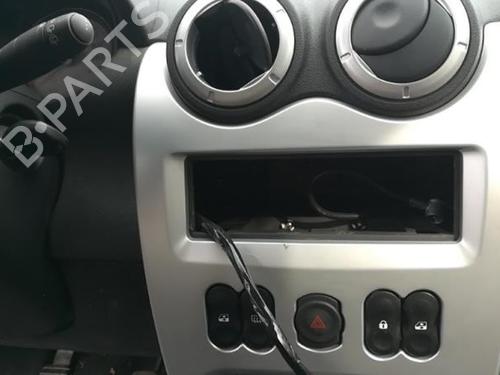 Front left window mechanism DACIA SANDERO 1.5 dCi | BP25577302C22 