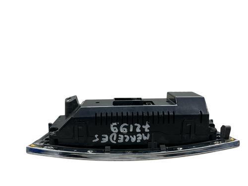 Used Right tailgate light Right tailgate light RENAULT TRAFIC III Van (FG_) 1.6 dCi 115 (FGMD) (116 hp) 25539480 25539480