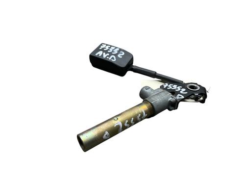 Used Front right belt tensioner RENAULT MASTER II Van (FD) 2.5 dCi (FD02) (101 hp) 32183459