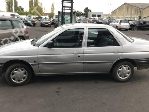 Right front indicator FORD ESCORT V Saloon (AFL) 1.8 i 16V | BP25557758C33  - Image 30