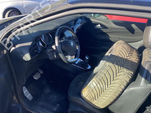 Steering wheel DS DS 3 (SA_) 1.2 THP 110 / PureTech 110 (SAHNPS, SAHNZ6, SAHNZT) | BP26026348C49 - Image 3